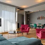 Hotel River Park 4*