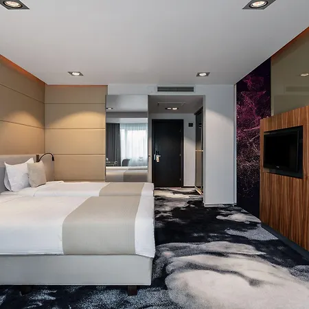 River Park Hotel