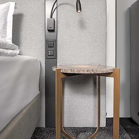 Hotel River Park 4*