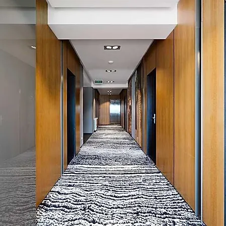 River Park 4*
