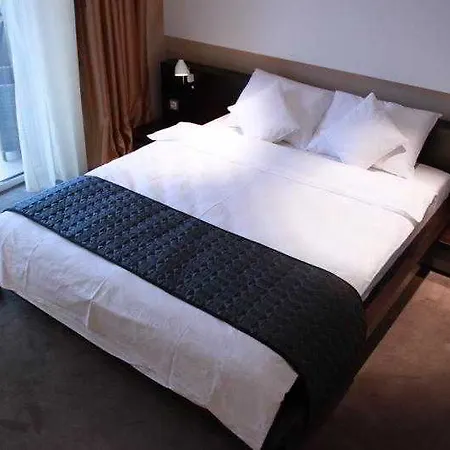 Hotel River Park