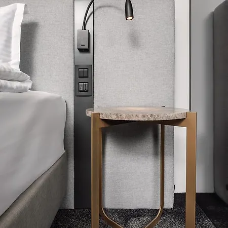 River Park Ξενοδοχείο 4*